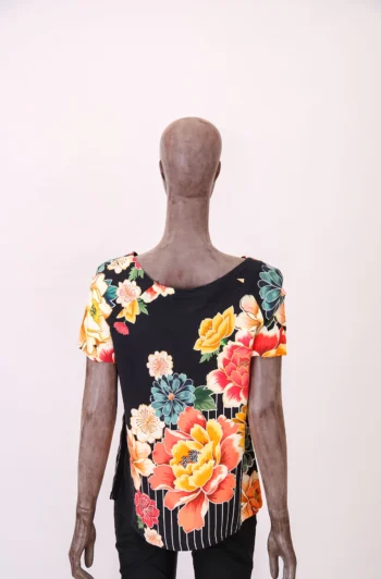 Alternative view of Blusa Farm Azul Escura Estampada