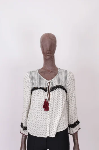 Bata Aberta Bershka Boho Branca e Preta P