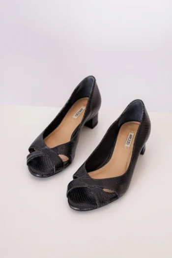 Sapato Arezzo Salto Baixo Peep Toe 35