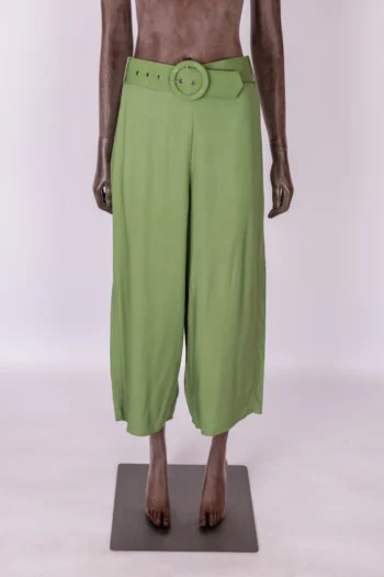 Calça Lez a Lez Pantacourt com Cinto Verde P