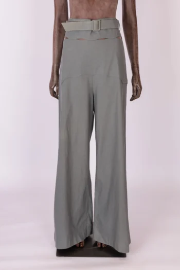 Calça Pantalona Paula Raia Detalhes Vazados 38