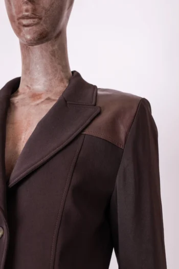 Alternative view of Blazer Absolu Paris Alongado Detalhe Couro Marrom P