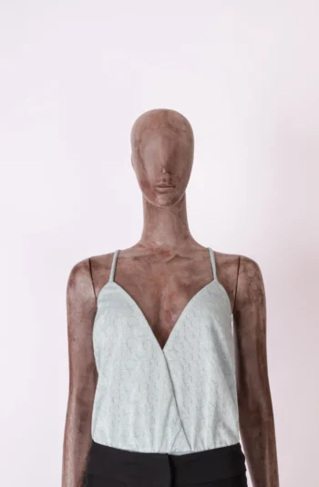 Body Lilly Sarti Poá Maquinetado Azul Claro