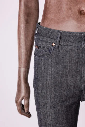 Alternative view of Calça Jeans Tufi Duek Reta Lavagem Escura 40
