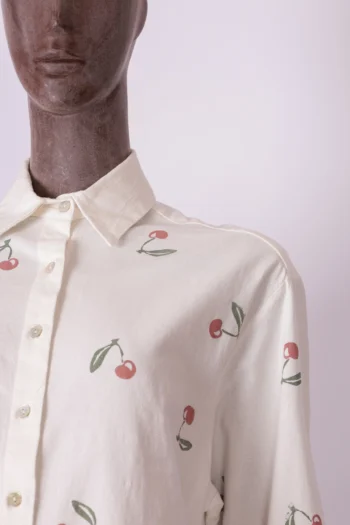 Alternative view of Camisa Utopiar Cerejas Off- White P