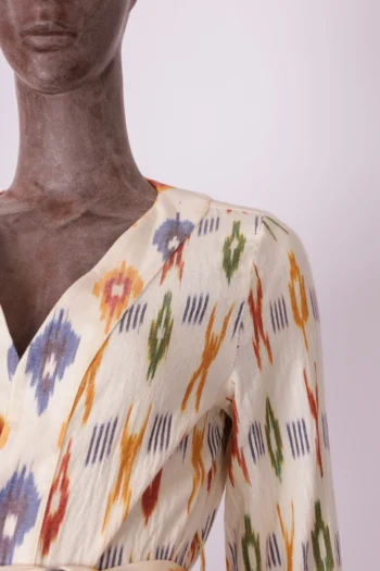 Alternative view of Kimono Carol Bassi em Linho Off- White Colorido U