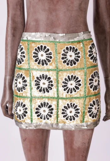 Saia Bobstore Curta Bordada Paetês Prata e Dourado 38