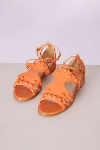 Sandalia Recortes Tatiana Loureiro Spikes Square Laranja 38