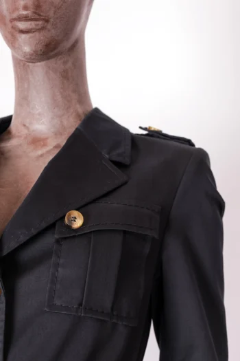 Alternative view of Trench Coat Utilitário Daslu Preto 36