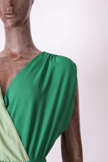 Alternative view of Vestido Amissima Midi com Pontas Tom sobre Tom Verde P
