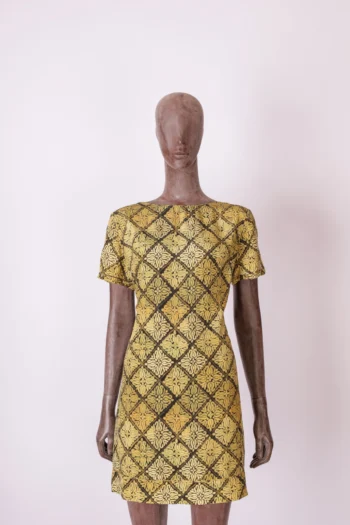 Vestido Animale Curto em Seda Estampado Amarelo e Preto 42