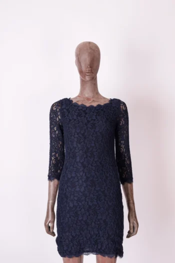 Vestido Diane Von Furstenberg Curto em Renda Manga 3/4 Azul Marinho 4