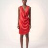 Vestido Forum Curto em Cetim Acinturado Vermelho G