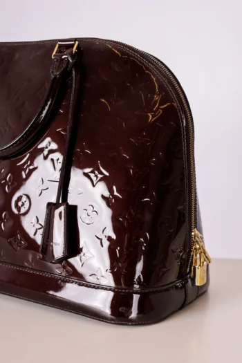 Alternative view of Bolsa Louis Vuitton Alma GM Verniz Vinho