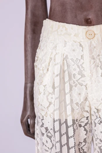 Alternative view of Calça Maria Valentina em Renda com Forro Off White 40