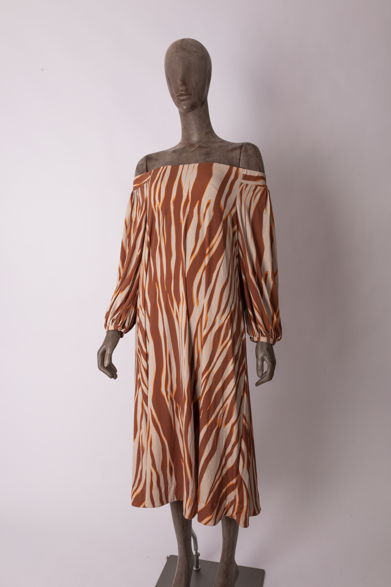 Vestido Lafort Midi Ombro a Ombro Estampado Marrom 36