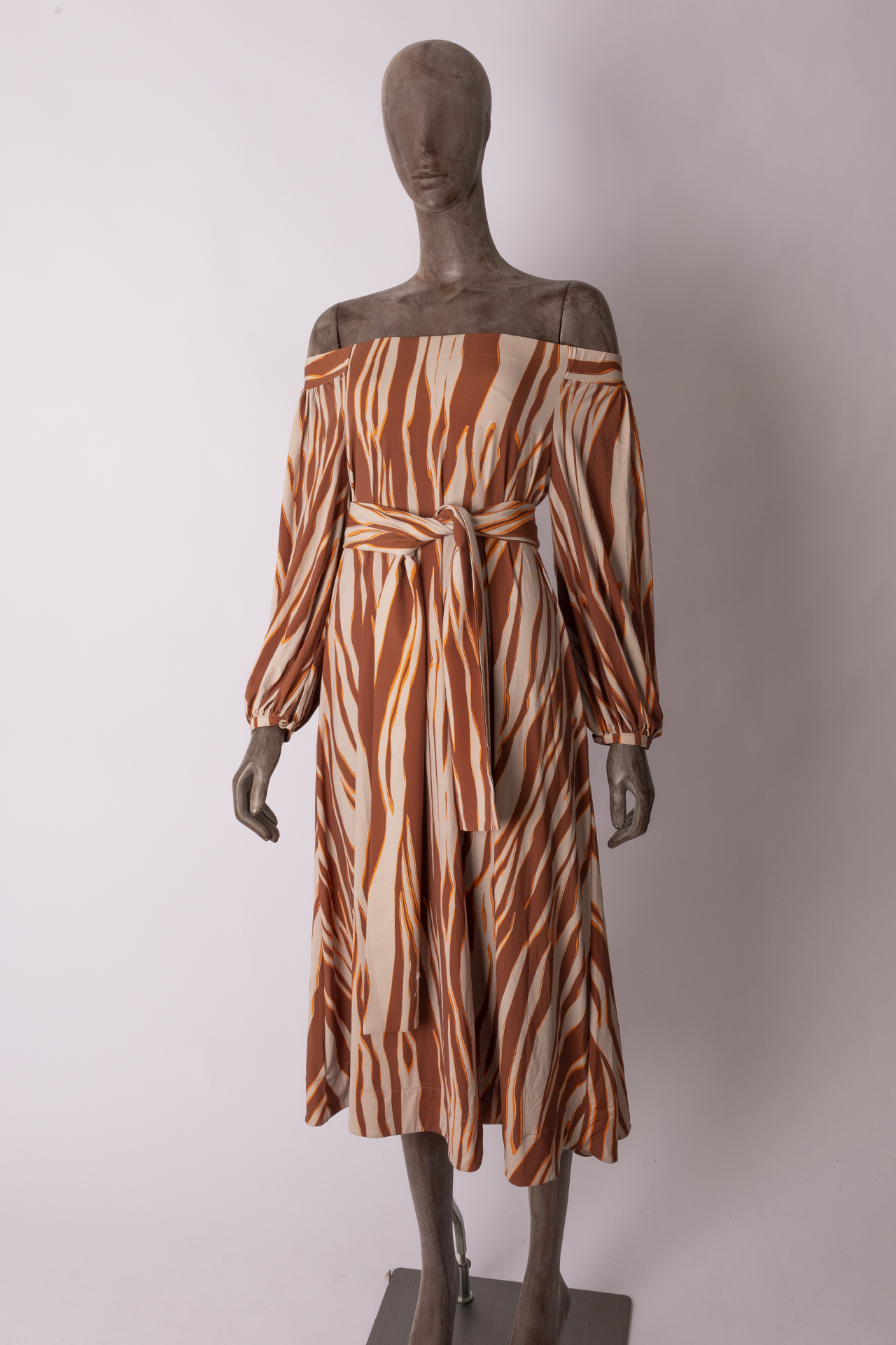 Vestido Lafort Midi Ombro a Ombro Estampado Marrom 36 - Imagem 7