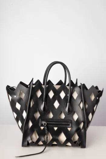 Bolsa Celine Calfskin Medium Cutout Phantom Luggage Preta