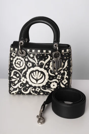 Bolsa Christian Dior Floral Black and White Lady Dior Limited Edition