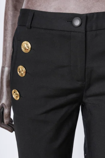 Alternative view of Calça Versace x Riachuelo Preta Com Botões Douradas 38