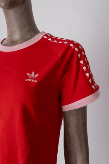 Alternative view of Camiseta Adidas Corações Bordados Vermelho e Rosa M