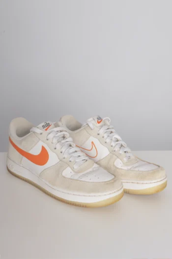 Tênis Nike Suede Bege e Branco 39