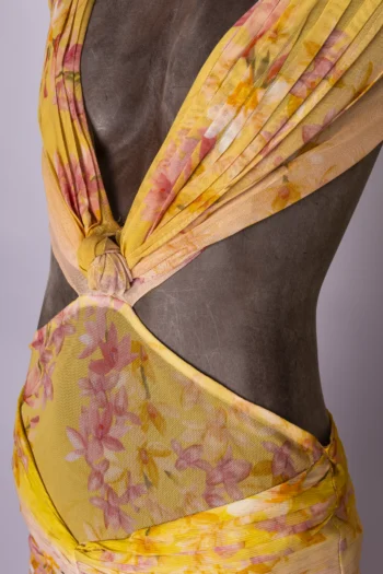 Alternative view of Vestido PatBo Longo Plumas Frésias Amarelo 36