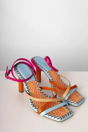 Sandália Arezzo Color Block com Tramas Coloridas Azul e Laranja 35