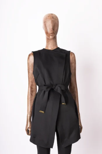 Colete Carmim Alongado com Pontas Preto M