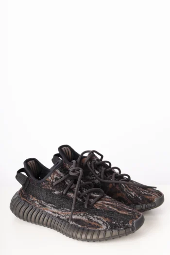 Sneaker Adidas X Yeezy Boost 350 V2 MX Rock Marrom e Preto 38BR