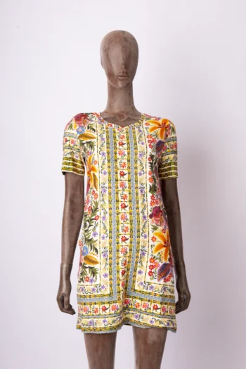 Vestido Farm Estilo T-Shirt Curto Estampa Flores Coloridas Off White P