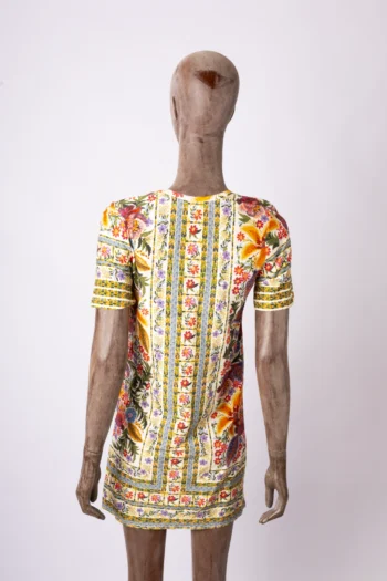Alternative view of Vestido Farm Estilo T-Shirt Curto Estampa Flores Coloridas Off White P