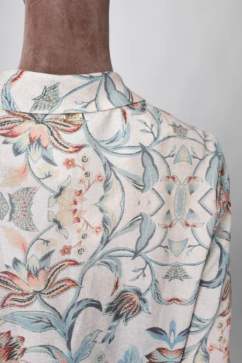 Alternative view of Body A.Cult Manga Longa Estampa Floral Azul M