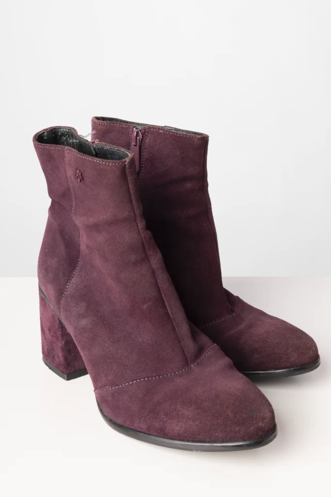 Bota Cano Curto em Suede Armani Exchange Bordo 35BR
