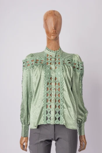 Camisa Hush Acetinada Maquinetado com Guipir Verde P