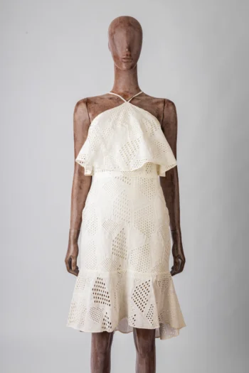 Vestido C&A + PatBO Curto em Laise Geométrico Branco 38