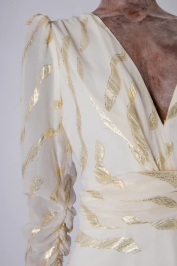 Alternative view of Vestido Fabulous Agilitá Branco com Detalhe Lurex Dourado 42