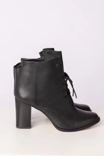 Alternative view of Bota Osklen de Couro com Salto Preta 38