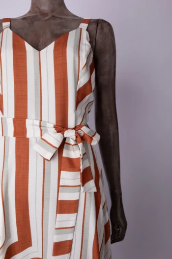 Alternative view of Vestido Fond Du Lac Listrado Laranja e Branco M