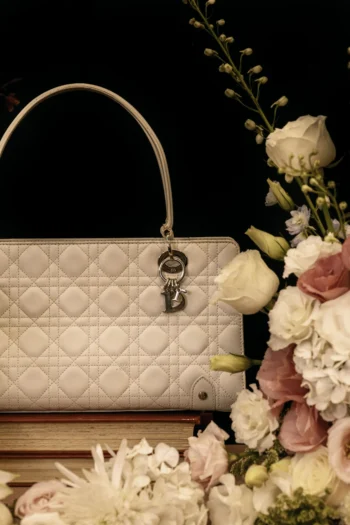 Alternative view of BOLSA LADY D-JOY MATELASSE BRANCA