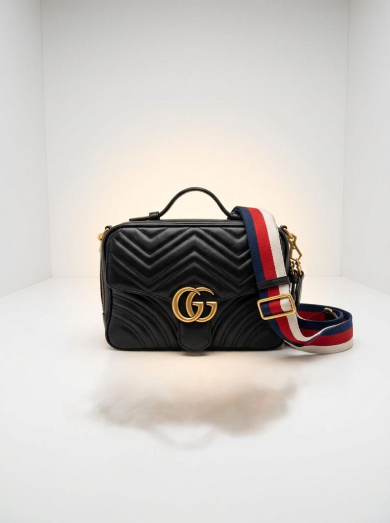 BOLSA GUCCI GG MARMONT SMALL PRETA TOP HANDLE