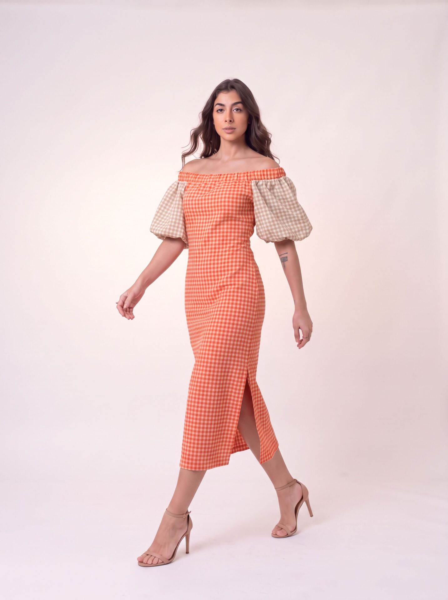 VESTIDO MIDI ALEHA VICHY CORAL E BEGE | TAM. 38 - Imagem 2