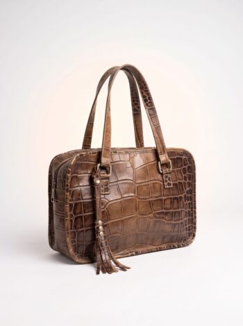 Alternative view of BOLSA MARA MAC EM EFEITO CROCO MARROM
