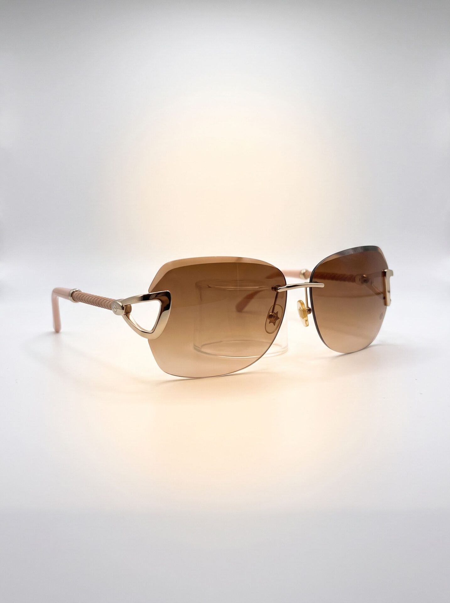 ÓCULOS DE SOL MONTBLANC DOURADO E ROSA - Imagem 2